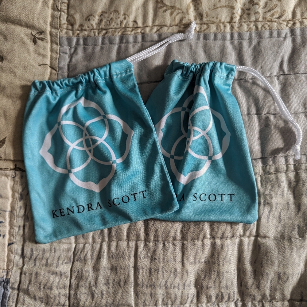 2 Kendra Scott Gift Bags